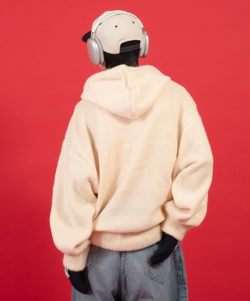 Perushu(ペルーシュ)の「刺繍ロゴニットフーディ(ニット/セーター・メンズ・レッド/チャコールグレー/アイボリー・MEDIUM/LARGE)」の22枚目の写真