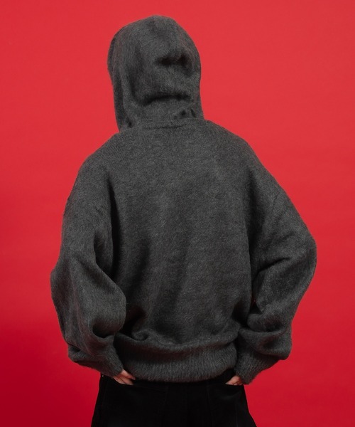 Perushu(ペルーシュ)の「刺繍ロゴニットフーディ(ニット/セーター・メンズ・レッド/チャコールグレー/アイボリー・MEDIUM/LARGE)」の5枚目の写真