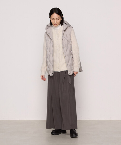 Gabardine K.T（ギャバジンケーティー）の「マイクロナイロンフェザー フェザーヤーン2wayカーディガン（カーディガン/ボレロ・レディース・サックスブルー/ブラック/キナリ・9号）」の18枚目の写真