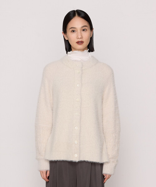 Gabardine K.T（ギャバジンケーティー）の「マイクロナイロンフェザー フェザーヤーン2wayカーディガン（カーディガン/ボレロ・レディース・サックスブルー/ブラック/キナリ・9号）」の11枚目の写真