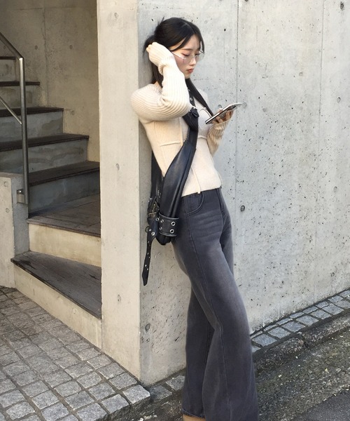 Judin（ジュディン）の「コルセットデザインニットプルオーバー【JD】（ニット/セーター・レディース・レッド/アイボリー/ブラック・FREE）」の6枚目の写真