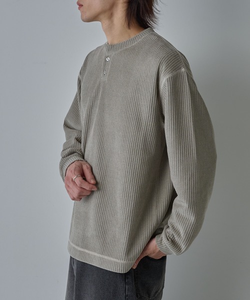 COLONY 2139（コロニートゥーワンスリーナイン）の「グリッドヤーンヘンリーネック（Tシャツ/カットソー・メンズ・グレイッシュベージュ/チャコールグレー/ブラウン・LARGE/MEDIUM）」の15枚目の写真