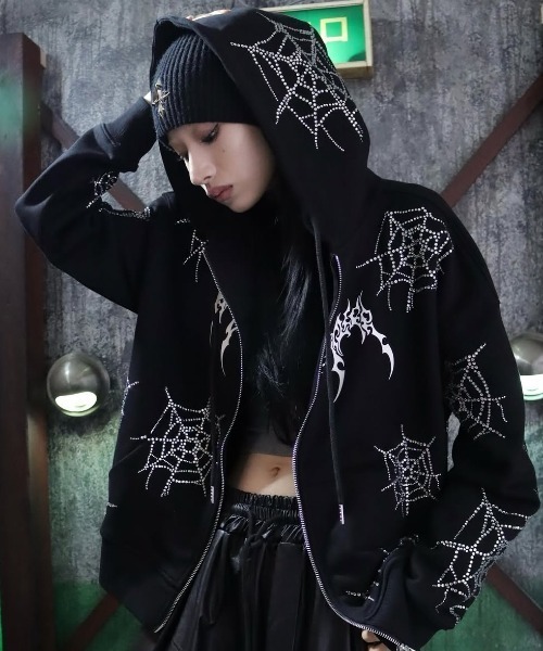 LOVE KILLER（ラブキラー）の「A'GEM/9 × .kom 『LOVE KILLER/ラブ キラー』 LK 3D metallic logo beanie/エルケー３ディーメタリックロゴビーニー（ニットキャップ/ビーニー・レディース・ブラック・FREE）」の6枚目の写真