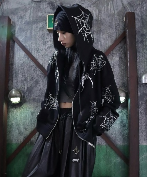 LOVE KILLER（ラブキラー）の「A'GEM/9 × .kom 『LOVE KILLER/ラブ キラー』 LK 3D metallic logo beanie/エルケー３ディーメタリックロゴビーニー（ニットキャップ/ビーニー・レディース・ブラック・FREE）」の8枚目の写真