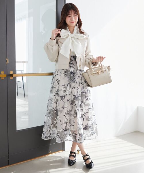 MAJESTIC LEGON(マジェスティックレゴン)の「バリエボウタイブラウス(シャツ/ブラウス・レディース・アイボリー/オフホワイト/ホワイト系その他/ブルー系その他2/ホワイト系その他2・MEDIUM)」の14枚目の写真