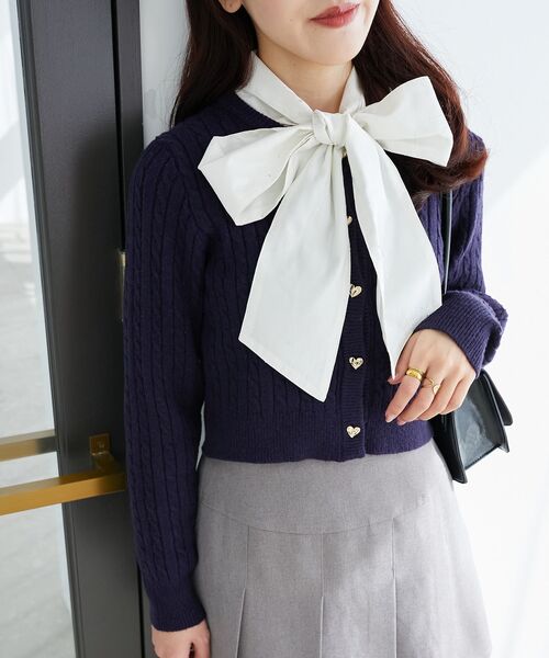 MAJESTIC LEGON(マジェスティックレゴン)の「バリエボウタイブラウス(シャツ/ブラウス・レディース・アイボリー/オフホワイト/ホワイト系その他/ブルー系その他2/ホワイト系その他2・MEDIUM)」の20枚目の写真