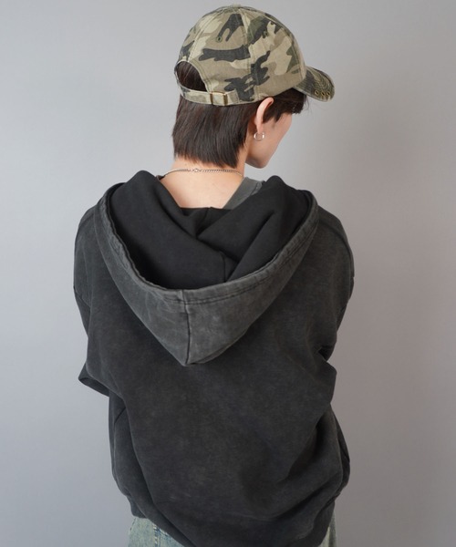 SPINNS（スピンズ）の「カモ柄/迷彩 ハトメコットンキャップ（キャップ・メンズ・グリーン/ブラック・ONESIZE）」の5枚目の写真