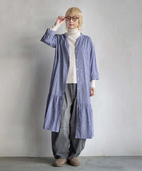 e-zakkamania stores(イーザッカマニアストアーズ)の「ストライプ柄 スキッパー シャツワンピース(シャツワンピース・レディース・ブルー・フリー)」の6枚目の写真