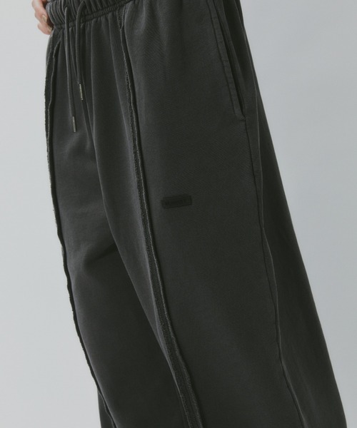 BLONDEY（ブロンディ）の「ドローコード付きセンターラインスウェットパンツ（スウェットパンツ・レディース・グレー/チャコールグレー/イエロー・FREE）」の11枚目の写真