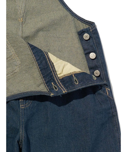 Levi's（リーバイス）の「XL STRAIGHT オーバーオール（サロペット/オーバーオール・レディース・ホワイト/ダークインディゴブルー/ライトインディゴブルー・M/S/XS）」の5枚目の写真