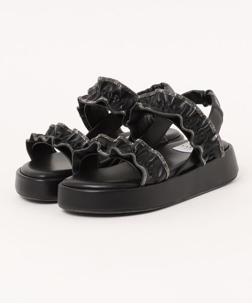 LANVIN en Bleu（ランバンオンブルー）の「シャーリングストラップフットベッドサンダル（サンダル・レディース・ブラック/グレー/ホワイト・S(22.5cm)/M(23.5cm)/L(24.5cm)）」の2枚目の写真