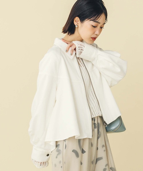 Gready Brilliant（グレディブリリアン）の「コットンデニムステンフレアジャケット（デニムジャケット・レディース・インディゴブルー/オフホワイト・FREE）」の3枚目の写真