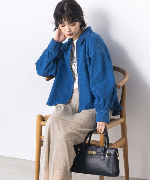 Gready Brilliant（グレディブリリアン）の「コットンデニムステンフレアジャケット（デニムジャケット・レディース・インディゴブルー/オフホワイト・FREE）」の19枚目の写真