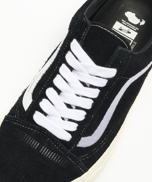 EDIFICE（エディフィス）の「KAR / L'Art de L'Automobile × VANS OLDSKOOL（スニーカー・メンズ・ブラック・8.5/9.5/XX-SMALL/7.5）」の4枚目の写真