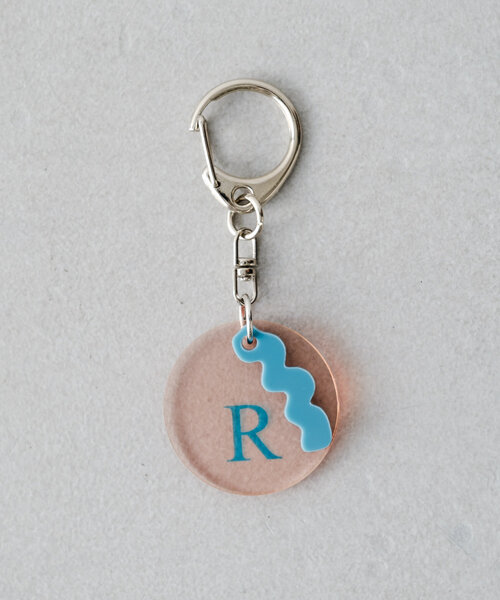 ︎ご予約品︎イニシャルチャーム5点他 アクリルイニシャルチャーム（チャーム）｜Actually（アクチュアリー