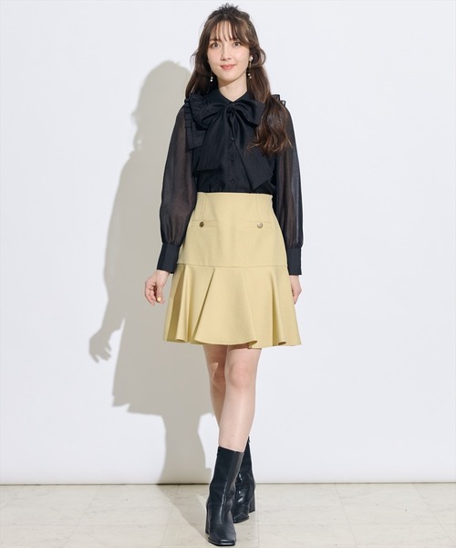 SWINGLE（スウィングル）の「金ボタンカルゼペプラムミニスカート（スカート・レディース・ネイビー/イエロー/ブルー・SMALL/MEDIUM）」の3枚目の写真