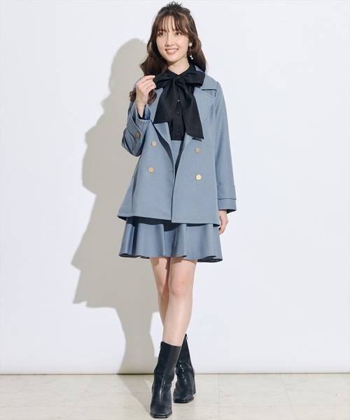 SWINGLE（スウィングル）の「金ボタンカルゼペプラムミニスカート（スカート・レディース・ネイビー/イエロー/ブルー・SMALL/MEDIUM）」の2枚目の写真