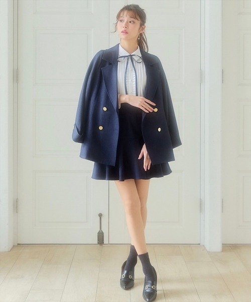 SWINGLE（スウィングル）の「金ボタンカルゼペプラムミニスカート（スカート・レディース・ネイビー/イエロー/ブルー・SMALL/MEDIUM）」の6枚目の写真