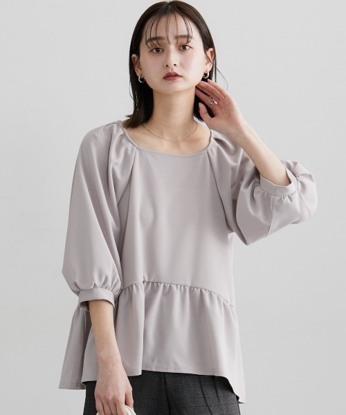 nissen(ニッセン)の「袖ボリューム裾フレアトップス(Tシャツ/カットソー・レディース・ブラック/ベージュ/カーキ・M/L)」の7枚目の写真