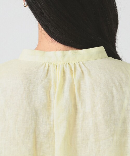 Ray BEAMS(レイビームス)の「リネン キーネック シャツ(シャツ/ブラウス・レディース・ホワイト/クリーム/サックスブルー・ONE SIZE)」の20枚目の写真