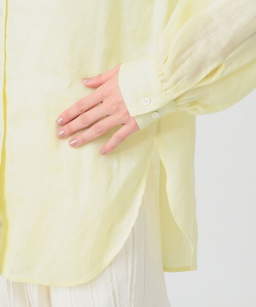 Ray BEAMS(レイビームス)の「リネン キーネック シャツ(シャツ/ブラウス・レディース・ホワイト/クリーム/サックスブルー・ONE SIZE)」の21枚目の写真