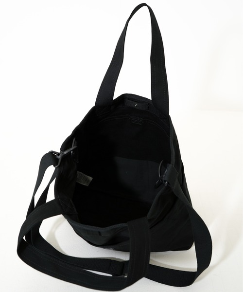 NEW ERA(ニューエラ)の「【NEW ERA/ニューエラ】UTILITY CANVAS TOTE(トートバッグ・メンズ・ブラック/アイボリー・FREE)」の9枚目の写真