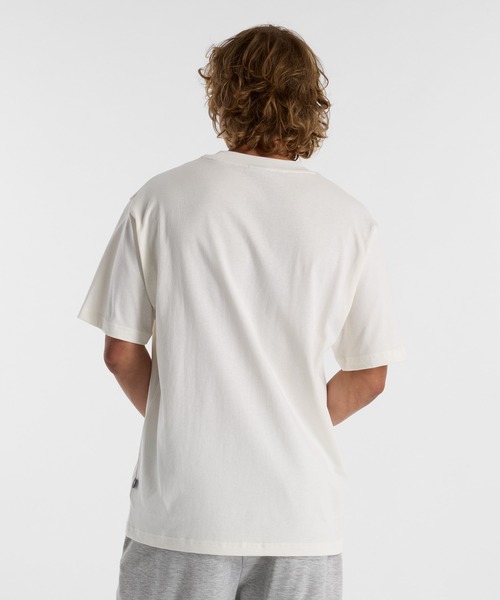 NEW BALANCE(ニューバランス)の「Athletics リーグショートスリーブTシャツ(Tシャツ/カットソー・メンズ・ネイビー/オフホワイト/グレイッシュベージュ・XX-LARGE/X-LARGE/MEDIUM/SMALL/LARGE)」の5枚目の写真