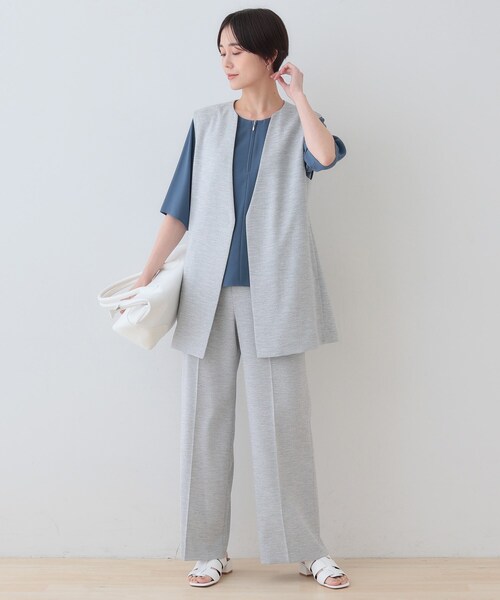 INDIVI(インディヴィ)の「【洗える】ハーフジップデザインブラウス(シャツ/ブラウス・レディース・ホワイト/ネイビー/ブルー系その他7・40/38/05/15 /13/19/03)」の15枚目の写真