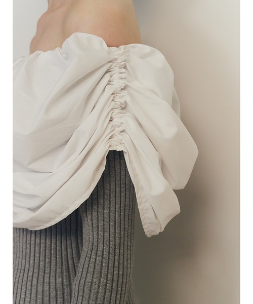 SORIN（ソリン ）の「Stretchy Viscose Dramatic Neck Top（ニット
