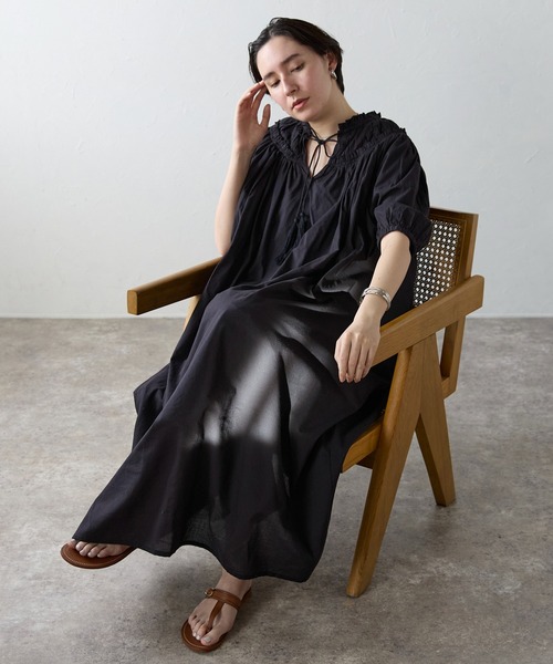 SOTT（ソット）の「Indian cambric neck gather frill one-piece