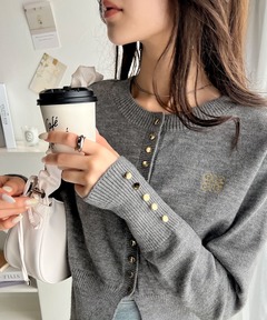 セール】【mily bilet】ゴールドボタン使いが上品見せ。エレガント胸刺