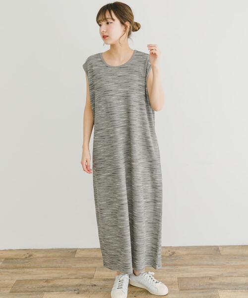 ITEMS URBANRESEARCH(アイテムズ アーバンリサーチ)の「ハニカムワッフルノースリワンピース(ワンピース・レディース・イエロー/グレー/オフホワイト・FREE)」の1枚目の写真