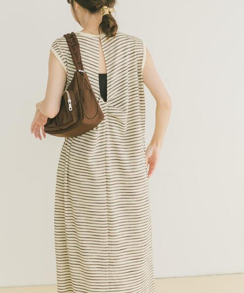 ITEMS URBANRESEARCH(アイテムズ アーバンリサーチ)の「ハニカムワッフルノースリワンピース(ワンピース・レディース・イエロー/グレー/オフホワイト・FREE)」の20枚目の写真