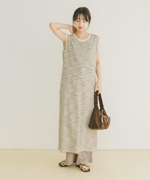 ITEMS URBANRESEARCH(アイテムズ アーバンリサーチ)の「ハニカムワッフルノースリワンピース(ワンピース・レディース・イエロー/グレー/オフホワイト・FREE)」の21枚目の写真