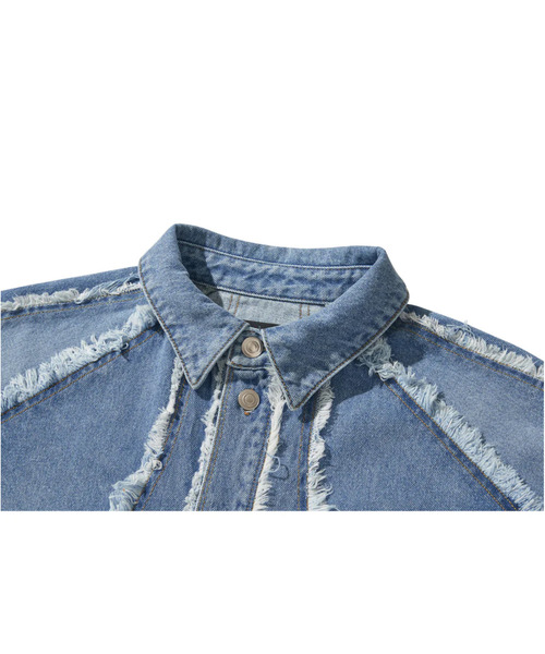 LIBERE（リベーレ）の「LIBERE リベーレ / MODIFIED CROSS OVERSIZED SHIRTS VER-2 レザークロスパッチオーバーサイズデニムシャツ / 251228（シャツ/ブラウス・メンズ・ブルー・LARGE/MEDIUM/SMALL）」の4枚目の写真
