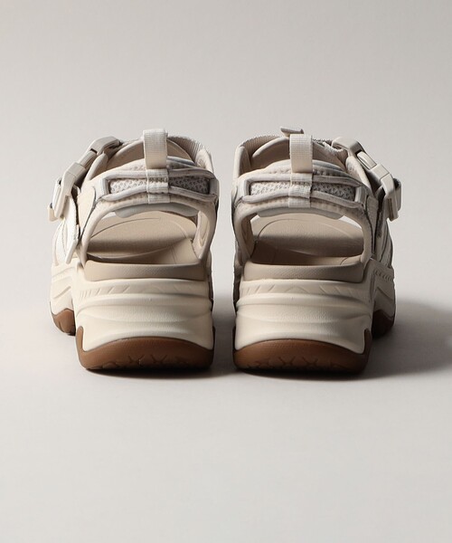 Teva(テバ)の「<TEVA>W HURRICANE AMPSOLE GAILA(サンダル・レディース・ブラック/ベージュ・35/45/55/65)」の9枚目の写真
