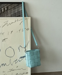 IACUCCI ブルーショルダーバッグ IACUCCI｜イアクッチのバッグ（ブルー・ネイビー/青色系）通販