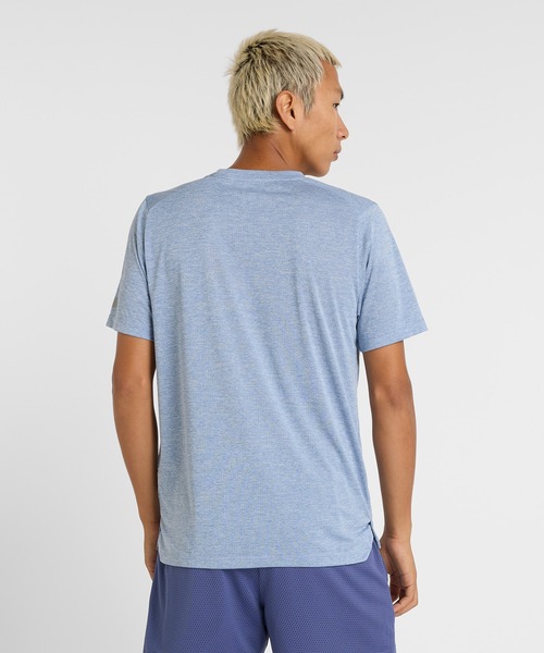 NEW BALANCE(ニューバランス)の「Athletics ランニンググラフィックショートスリーブTシャツ(Tシャツ/カットソー・メンズ・ライトブルー・MEDIUM/LARGE/X-LARGE/SMALL)」の3枚目の写真