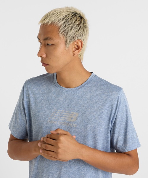 NEW BALANCE(ニューバランス)の「Athletics ランニンググラフィックショートスリーブTシャツ(Tシャツ/カットソー・メンズ・ライトブルー・MEDIUM/LARGE/X-LARGE/SMALL)」の4枚目の写真