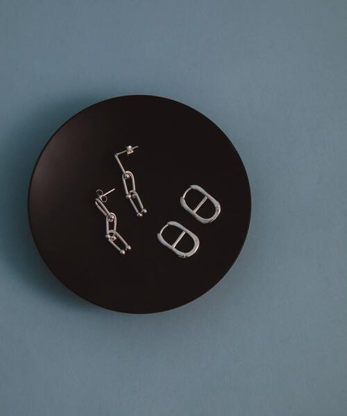 URBAN RESEARCH（アーバンリサーチ）の「decor『デコール』　Eight Pierce（ピアス（両耳用）・レディース・シルバー・-）」の6枚目の写真