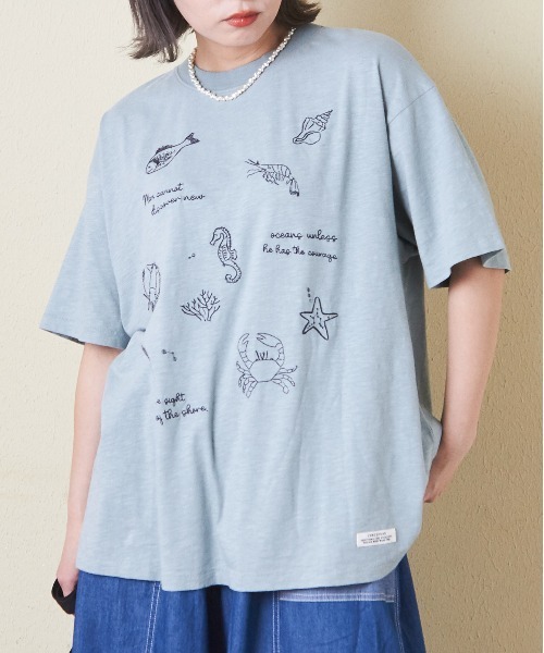 CUBE SUGAR（キューブシュガー）の「32/-スラブ天竺マリン刺繍Tシャツ（Tシャツ/カットソー・レディース・スミクロ/ナチュラル/オレンジ/マルチ/ブルー・M）」の4枚目の写真