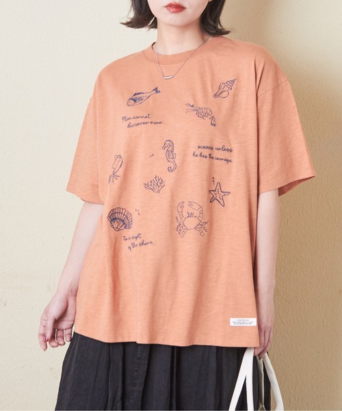 CUBE SUGAR（キューブシュガー）の「32/-スラブ天竺マリン刺繍Tシャツ（Tシャツ/カットソー・レディース・スミクロ/ナチュラル/オレンジ/マルチ/ブルー・M）」の17枚目の写真