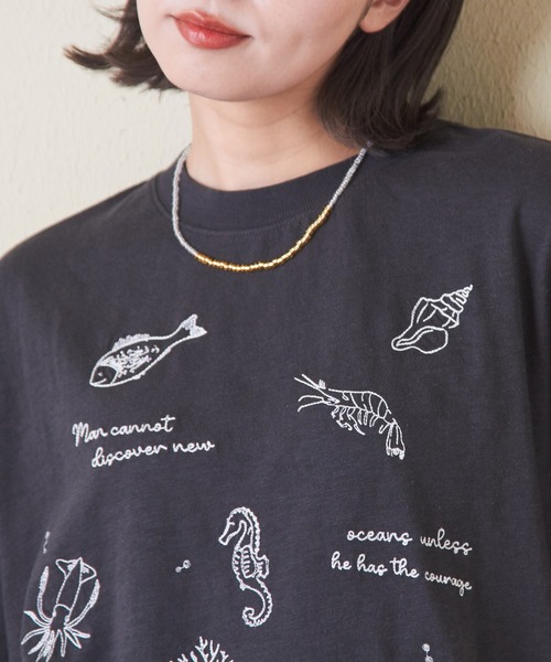 CUBE SUGAR（キューブシュガー）の「32/-スラブ天竺マリン刺繍Tシャツ（Tシャツ/カットソー・レディース・スミクロ/ナチュラル/オレンジ/マルチ/ブルー・M）」の10枚目の写真