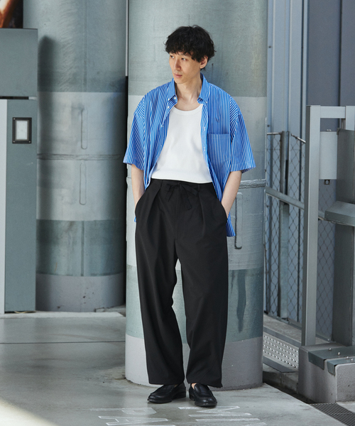 JOURNAL STANDARD（ジャーナルスタンダード）の「ウーリーノライト ツイスト オーバー パンツ（スラックス・メンズ・チャコールグレー/ライトグレー/ブラック/ベージュ・SMALL/MEDIUM/LARGE）」の20枚目の写真