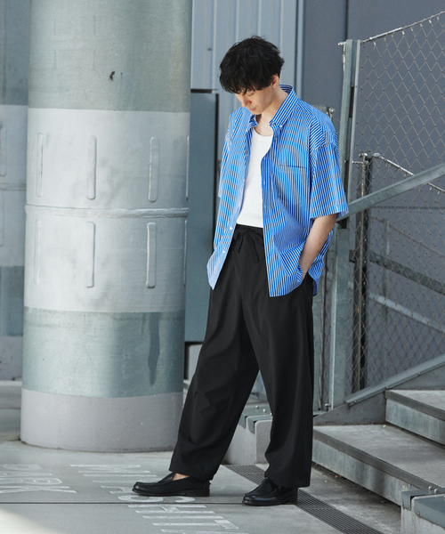 JOURNAL STANDARD（ジャーナルスタンダード）の「ウーリーノライト ツイスト オーバー パンツ（スラックス・メンズ・チャコールグレー/ライトグレー/ブラック/ベージュ・SMALL/MEDIUM/LARGE）」の19枚目の写真