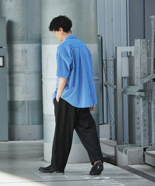 JOURNAL STANDARD（ジャーナルスタンダード）の「ウーリーノライト ツイスト オーバー パンツ（スラックス・メンズ・チャコールグレー/ライトグレー/ブラック/ベージュ・SMALL/MEDIUM/LARGE）」の18枚目の写真