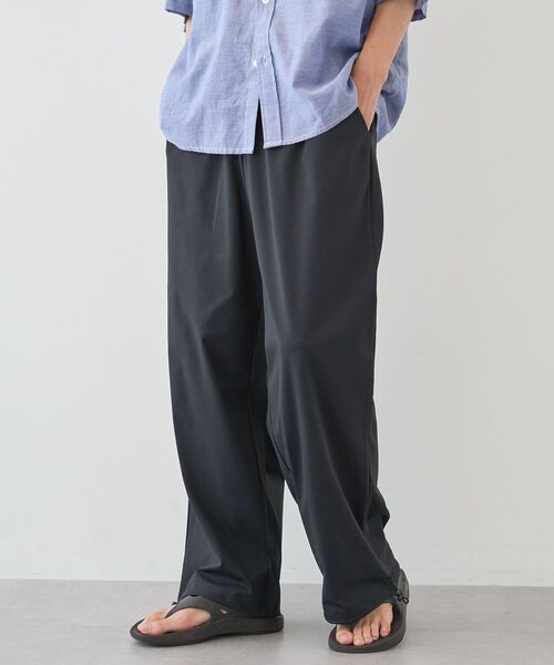 CRAFT STANDARD BOUTIQUE(クラフトスタンダードブティック)の「接触冷感/速乾/UVカット ワイドパンツ(その他パンツ・メンズ・ブラック/チャコールグレー/ベージュ・L/M/XL)」の2枚目の写真