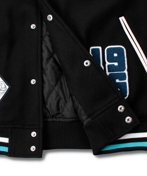 GALFY（ガルフィー）の「【GALFY/ガルフィー】復活わんわん大学ジャケット（スタジャン・メンズ・ブラック系/ブラック/ネイビー系・L/XL）」の13枚目の写真