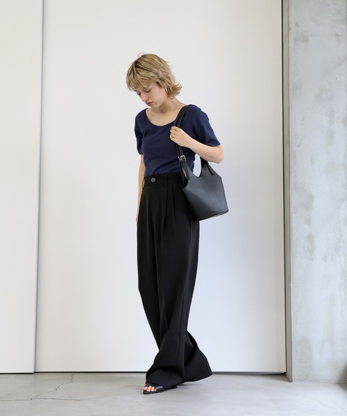 select MOCA(セレクトモカ)の「バックルハンドルラウンドトートバッグ(ショルダーバッグ・レディース・ブラック/ブラウン/グレイッシュベージュ・FREE)」の10枚目の写真