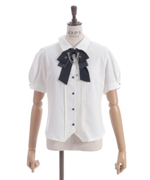 axes femme(アクシーズファム)の「ハトメ×チェーン付リボンブラウス(シャツ/ブラウス・レディース・キナリ/サックスブルー/ブラック/ラベンダー・FREE)」の5枚目の写真